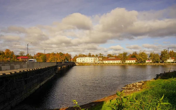 Jesienna Sceneria Jeziorem Rosji Vyborg Vyborg Jest 174Km Północny Zachód — Zdjęcie stockowe
