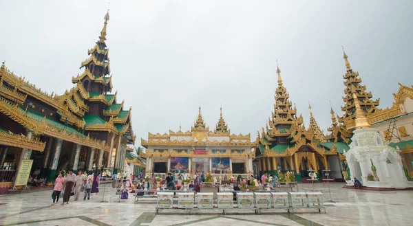 Shwedagon pagoda v yangon, myanmar — Stock fotografie