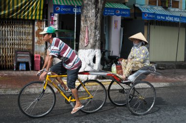 Trishaw sokakta Chau doktor kasaba, Vietnam
