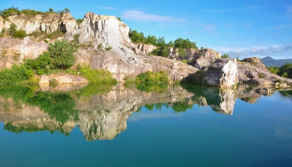 Mountain lake in Chau Doc town — Stock Photo, Image