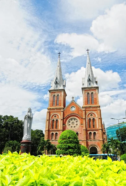 Notre dame cattedrale a saigon — Foto Stock