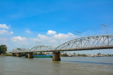 Vietnam'daki eski demiryolu Köprüsü