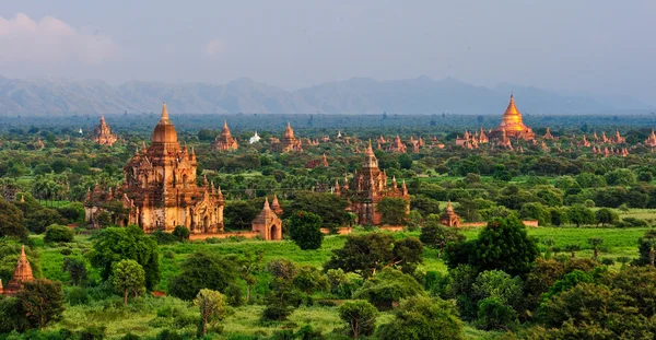 Bagan antik tapınaklar — Stok fotoğraf