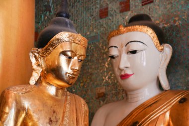 Shwedagon Pagoda, Yangon Buda heykelleri