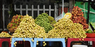 Asya pazarı, egzotik meyve