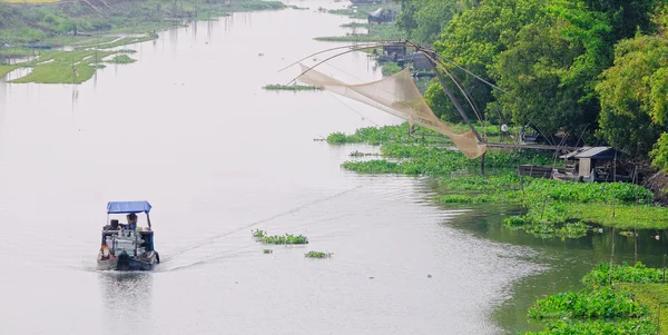 Isolate boat floating on the Mekong river — Stock Photo, Image