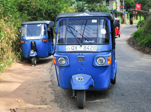 Auto rickshaw en la calle — Foto de Stock