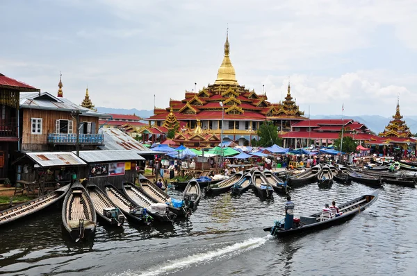 Hpaung daw u Pagode — Stockfoto