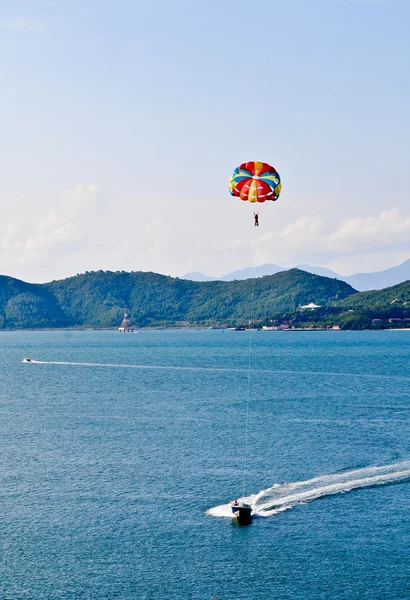 Nha Trang bay parasailing