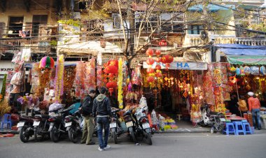 Peyzaj Hanoi sokak pazarı