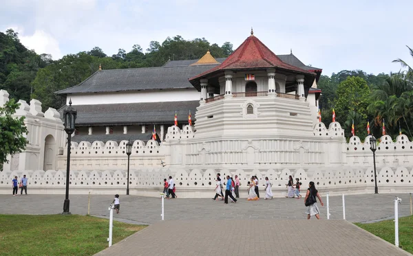 Tempel der heiligen Zahnreliquie in Kandy — Stockfoto