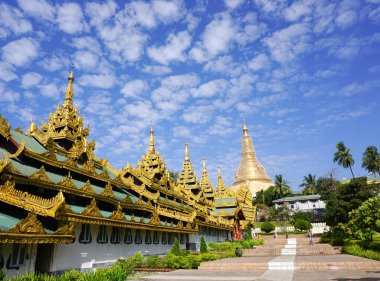Shwedagon pagoda in Yangon, Myanmar