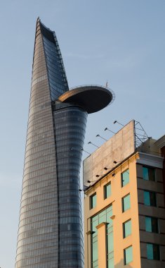 Bitexco binanın tepesinde