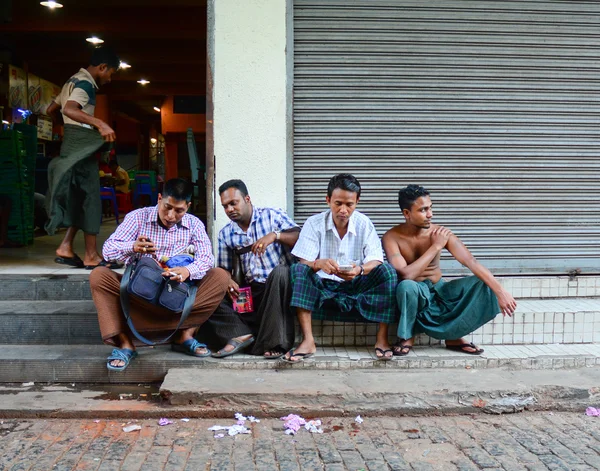 Coffee shops at Bogyoke Market in Yangon — Stock Photo, Image