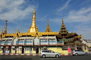 Yangon, Myanmar şehir merkezinde trafik