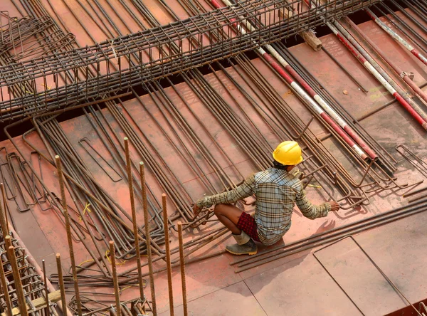 Ázsiai dolgozók az építkezésen — Stock Fotó