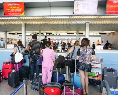 Varış Tan oğlu Nhat terminal, Asya seyahati
