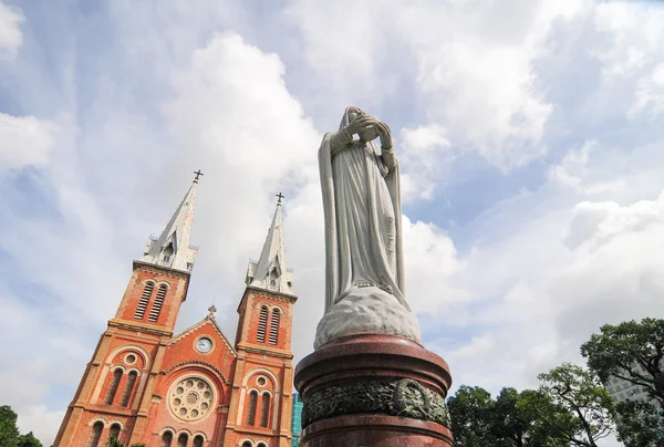 Notre Dame Cathedral in Saigon — Stock Photo, Image
