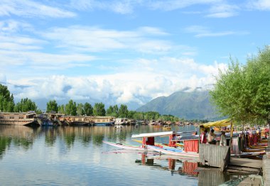 Dal göl, Srinagar yaşam tarzı