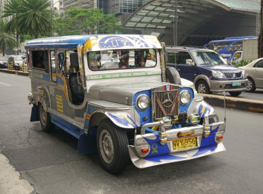 Jeepney Manila sokakta