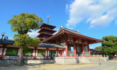 Osaka, Japonya 'daki Shitennoji Tapınağı