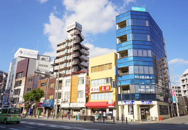 Traffic in Osaka downtown, Japan — Stock Photo, Image