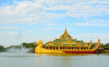 Karaweik Sarayı, Yangon, Myanmar
