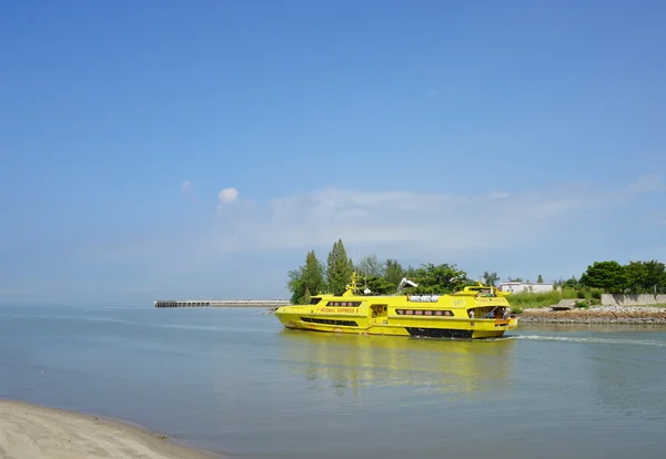 Ferry Pulau Angsa em serviço em Penang — Fotografia de Stock