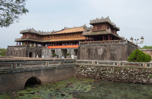 Portão principal da Cidade Imperial em Hue — Fotografia de Stock