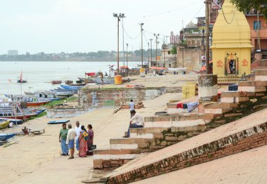 Varanasi, Ganj Nehri üzerinde tekne