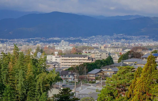 Japonya 'nın başkenti Kyoto' nun çarpıcı hava manzarası.