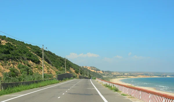 Uitzicht op de snelweg van Nha Trang naar Dalat — Stockfoto