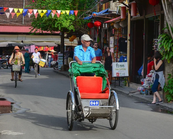 Un ciclo per strada a Hoi An — Foto Stock