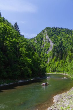 Pieniny, Polonya ve Slovakya 'daki Dunajec nehrinin dönüşü