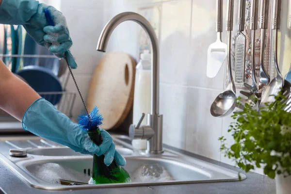 Washing Dishes Washing Bottles — Stock Photo, Image