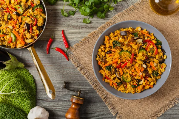 Couscous Orientale Piatto Vegetariano Vista Dall Alto — Foto Stock