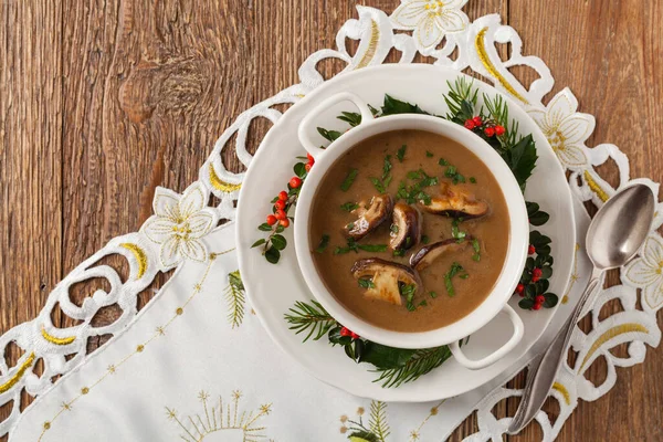 Traditional Mushroom Soup Made Porcini Mushrooms Christmas Decoration Top View — Stock Photo, Image