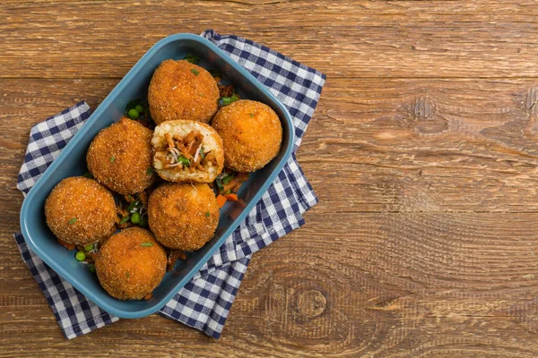 Clasic Arancini Italian Bile Orez Carne Tocată Privire Sus — Fotografie, imagine de stoc