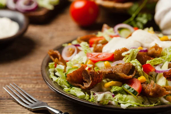 Gyros Kebeb Salada Com Carneiro Legumes Vista Frontal — Fotografia de Stock