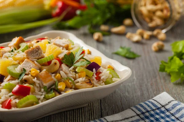 Salad Rice Chicken Peanuts Vegetables Front View — Stock Photo, Image