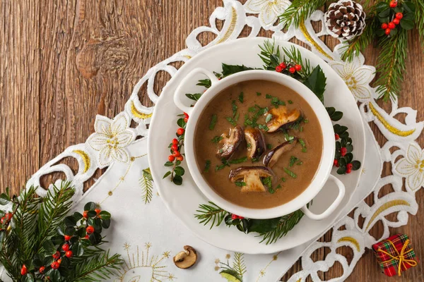 Traditional Mushroom Soup Made Porcini Mushrooms Christmas Decoration Top View — Stock Photo, Image
