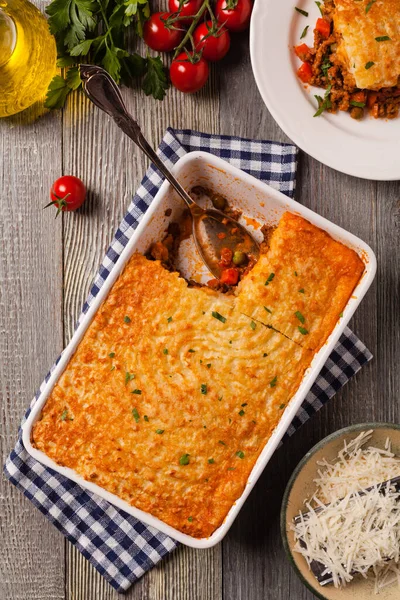 Pastel Cabaña Con Carne Res Patatas Vista Superior —  Fotos de Stock