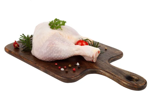 Jambe Poulet Crue Avec Une Planche Bois Fond Blanc Isolé — Photo