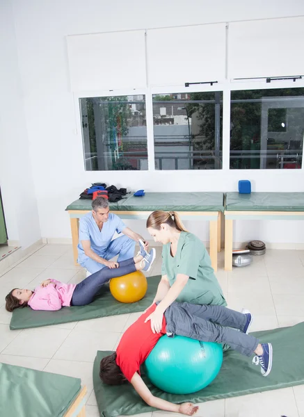 Çocuklarla çalışma terapistler