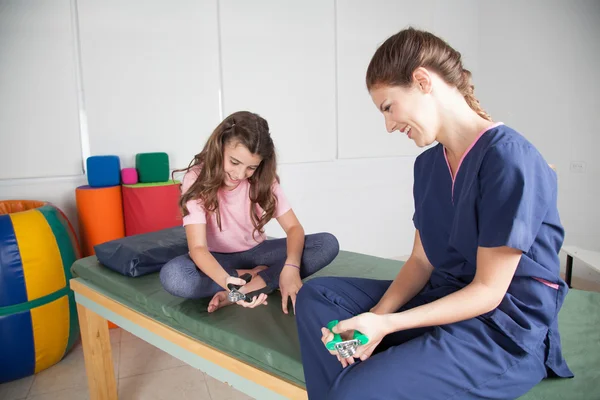 Terapia con refuerzo de agarre —  Fotos de Stock