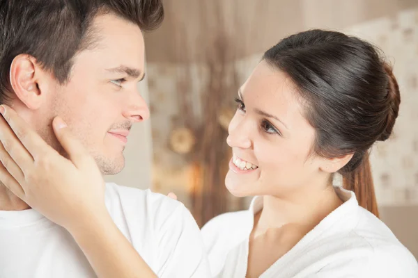 Cheerful couple in the bathroom — Stock Photo, Image