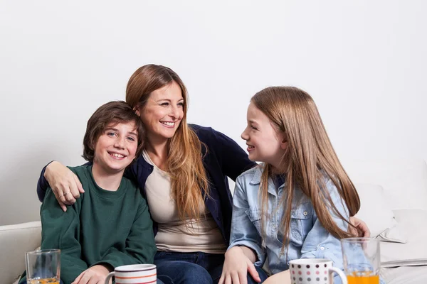 İyi vakit çocuklu kadın