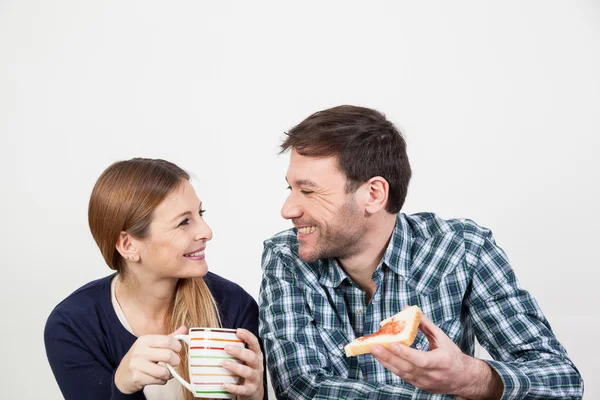 Beutifull couple having a breakfast — Stock Photo, Image