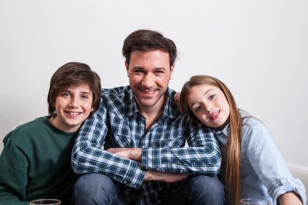 Baba ve çocukları.