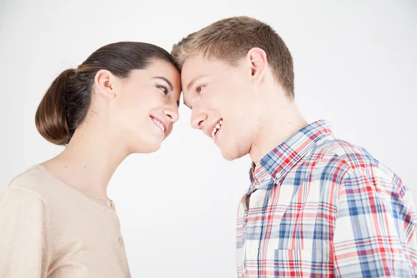 Couple in love looking at one another — Stock Photo, Image